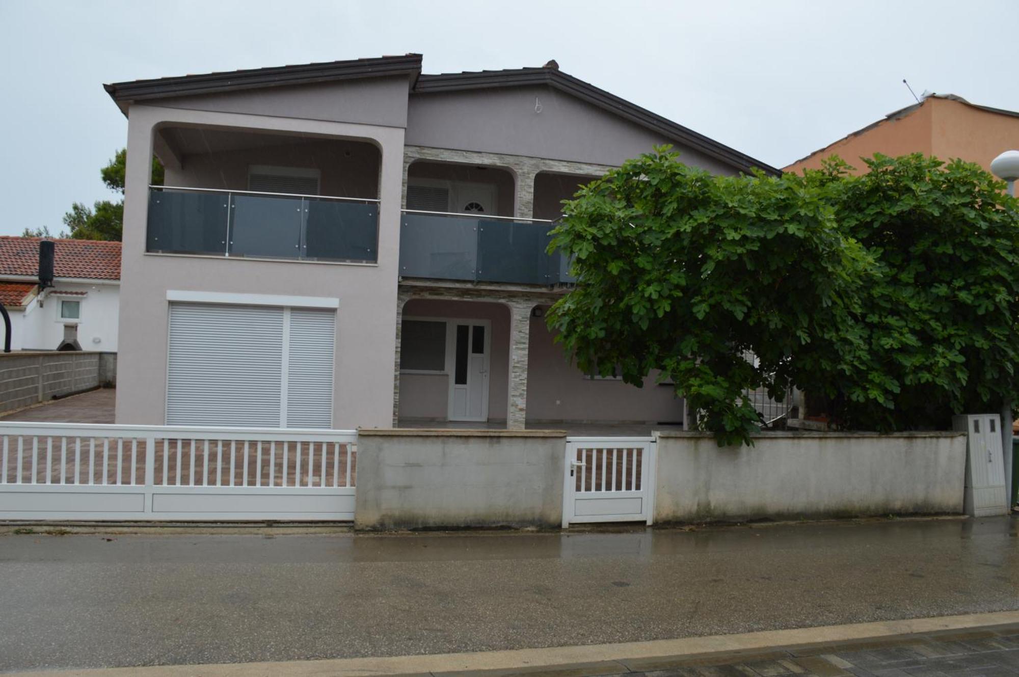Apartament Kiara *